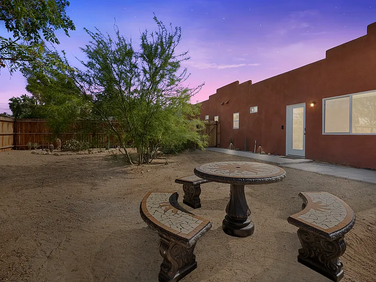 Desert Air Rd — Photo 2