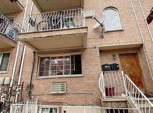 18007 90th Ave, Jamaica, NY 11432