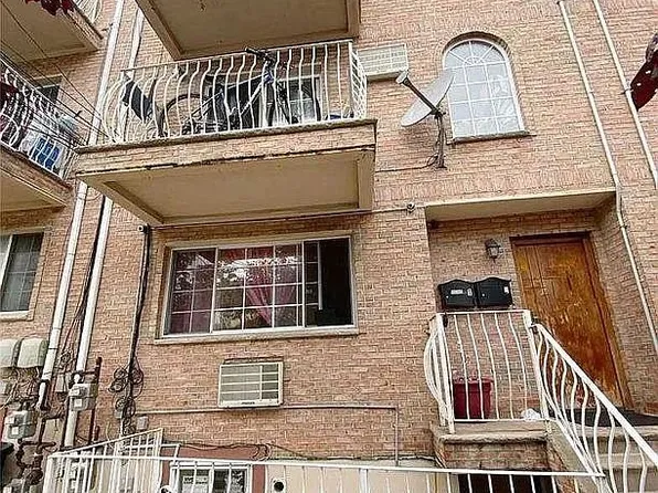 18007 90th Avenue, Jamaica, NY 11432