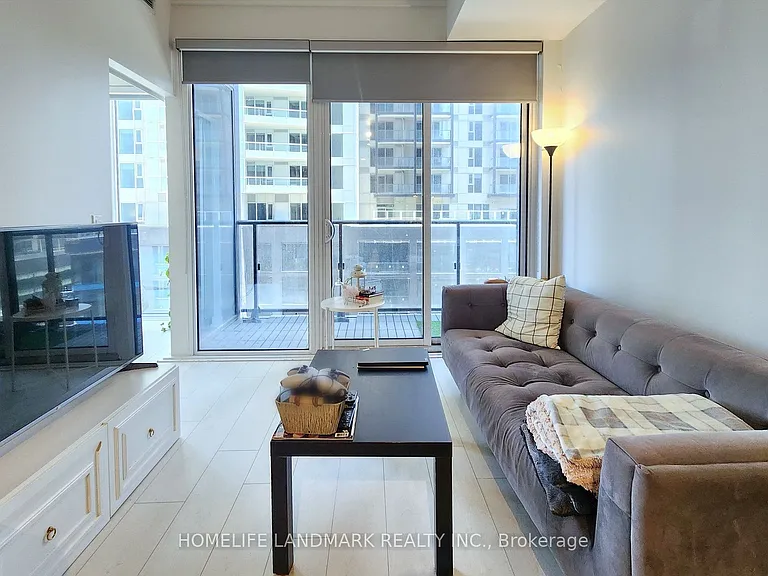19 Western Battery Rd #703 — Photo 13
