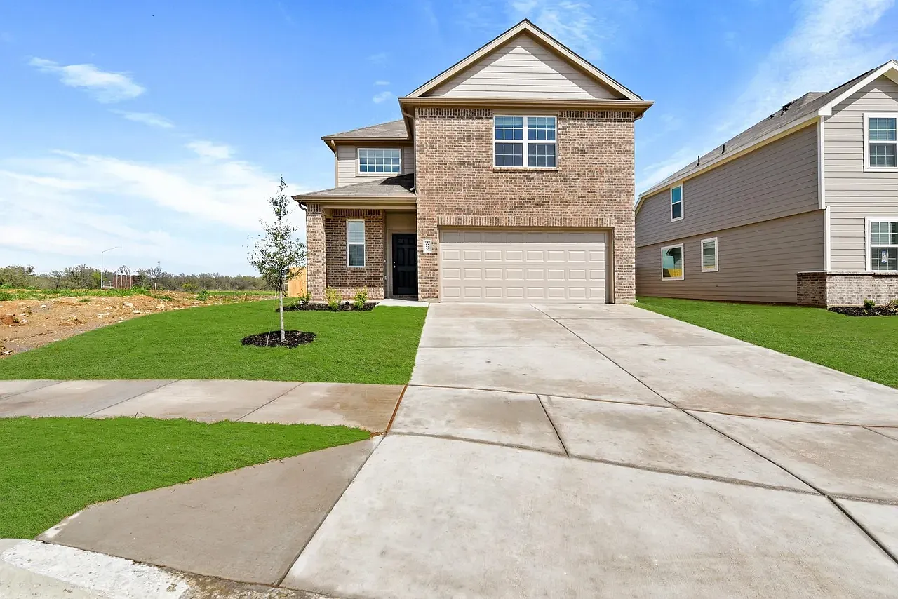 4 bed, 2.5 bath, 2125 sqft, $2,650 — Photo 1