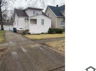 1211 E Madge Ave, Hazel Park, MI 48030