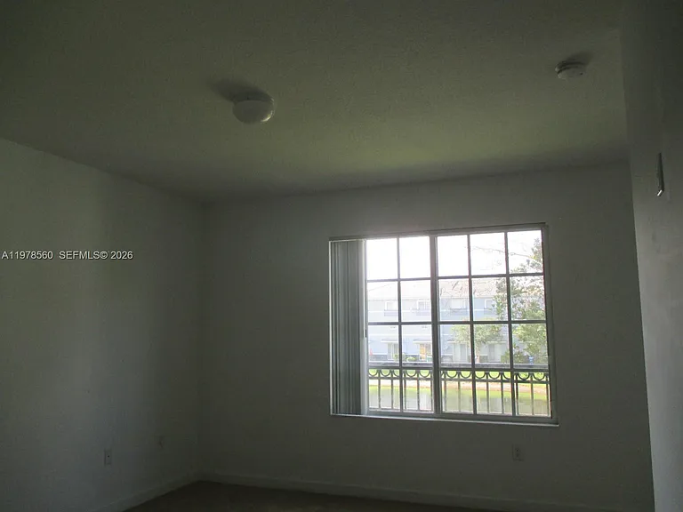 3417 NW 13th St — Photo 10