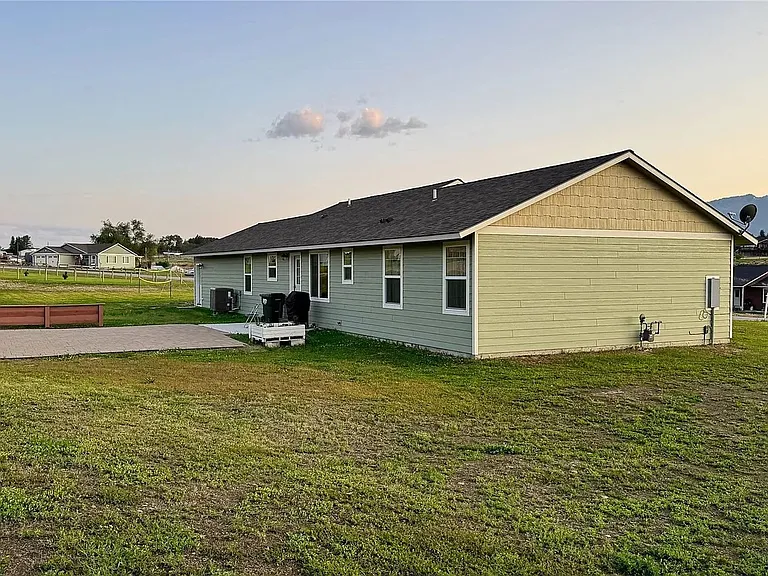 668 Winding Creek Trl — Photo 5