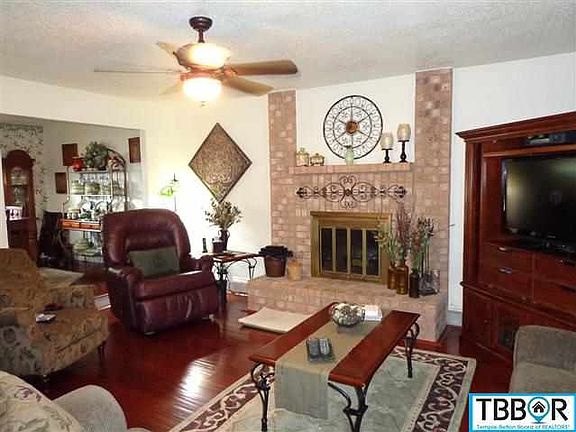 5th image of 2210 Winchester Dr