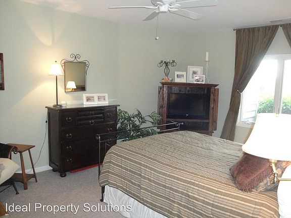 5th image of 38187 West Dr