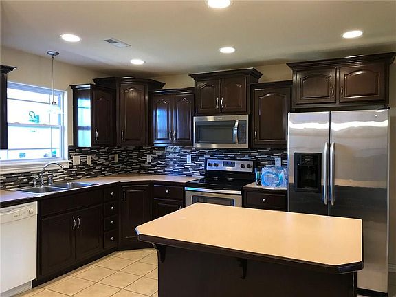 2nd image of 518 Eagle Dr