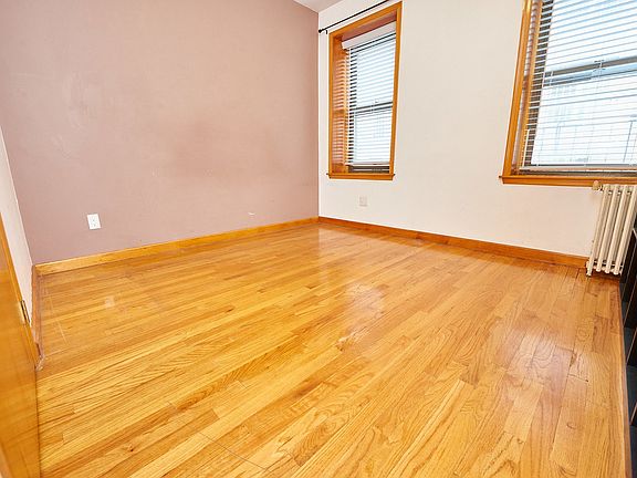 4th image of 69 Ludlow St #7B