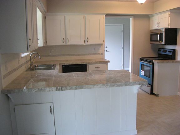 5th image of 322 Grissom Dr