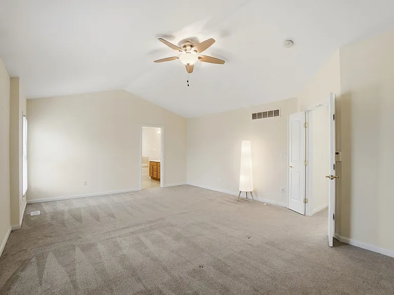 7822 Remington Rd — Photo 26