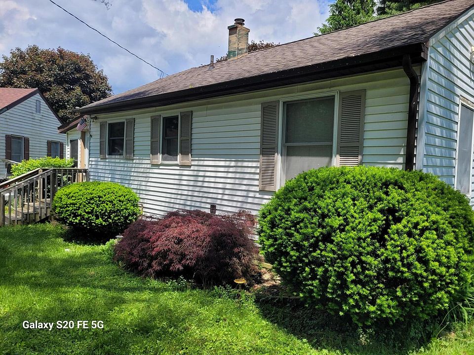 2nd image of 806 Kingsporte Ave