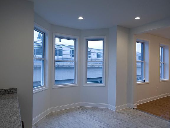 3rd image of 2633 Kensington Ave