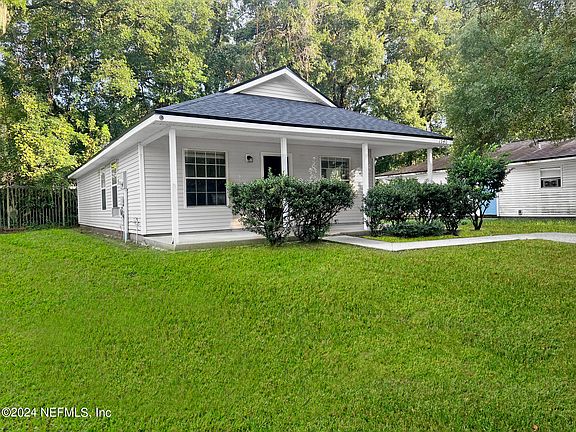 4th image of 1540 GOLF FOREST Drive