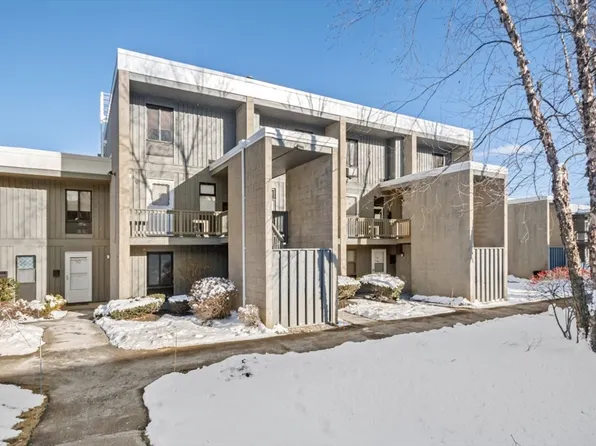 301 Neponset St APT 29, Norwood, MA 02062