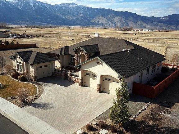 3rd image of 1028 Rocky Terrace Dr