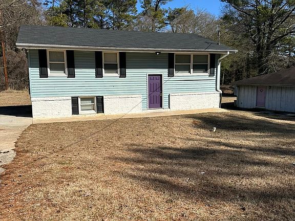 3rd image of 2850 Norgate Ln