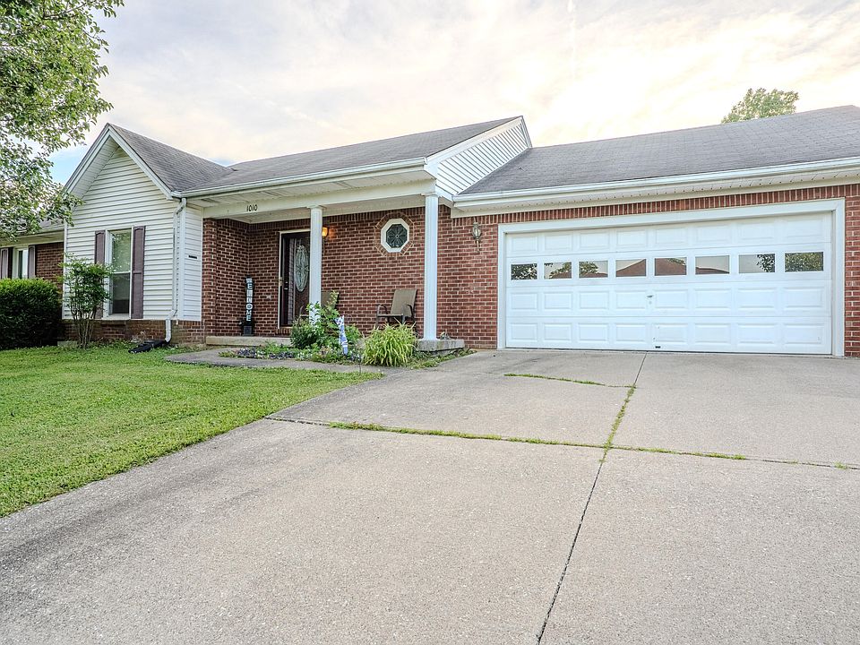 1st image of 1010 Tamworth Ln
