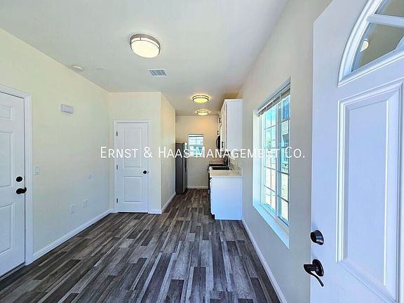 3rd image of 4165A Country Club Dr