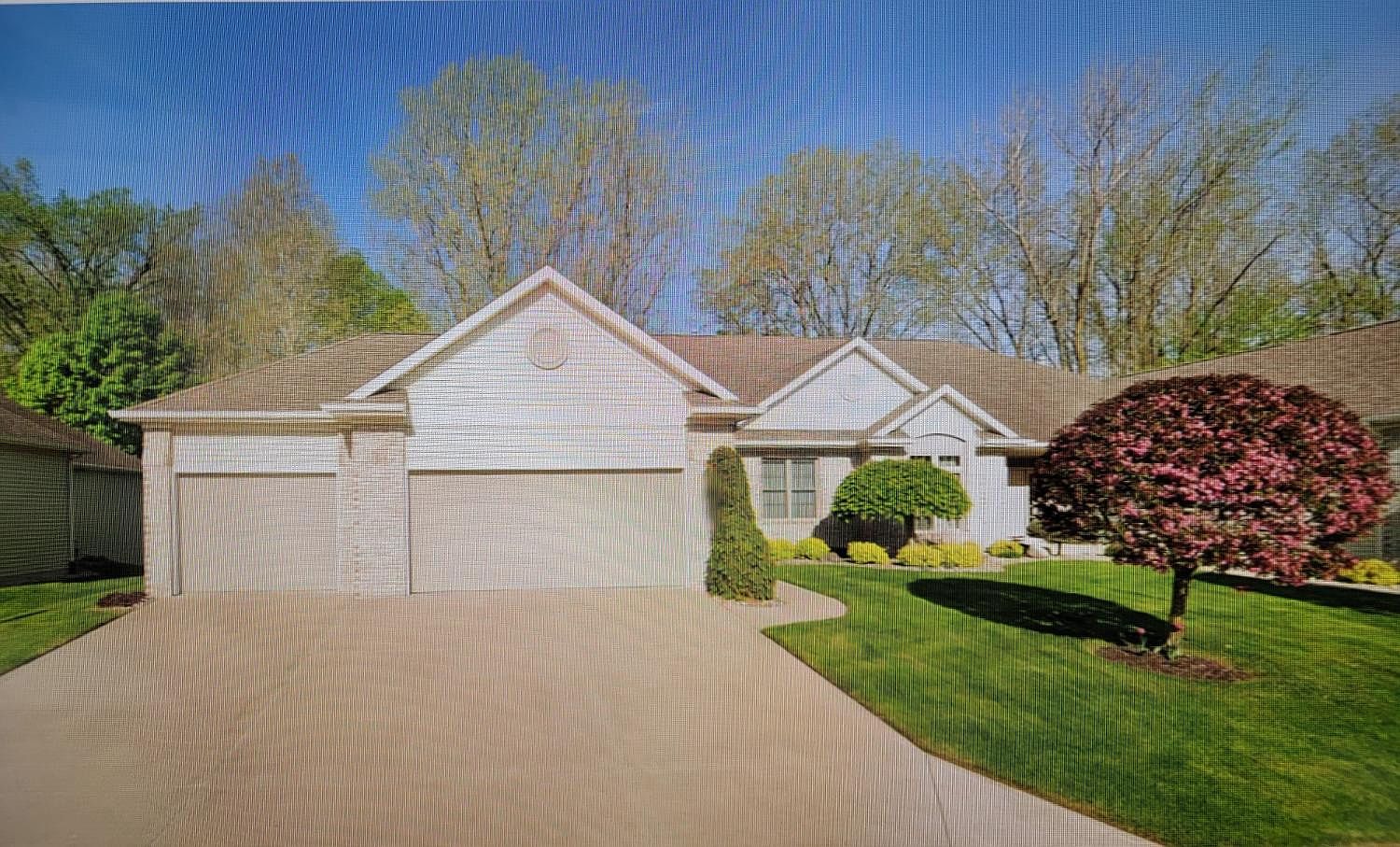 215 River Park Dr, Middlebury, IN 46540 Zillow