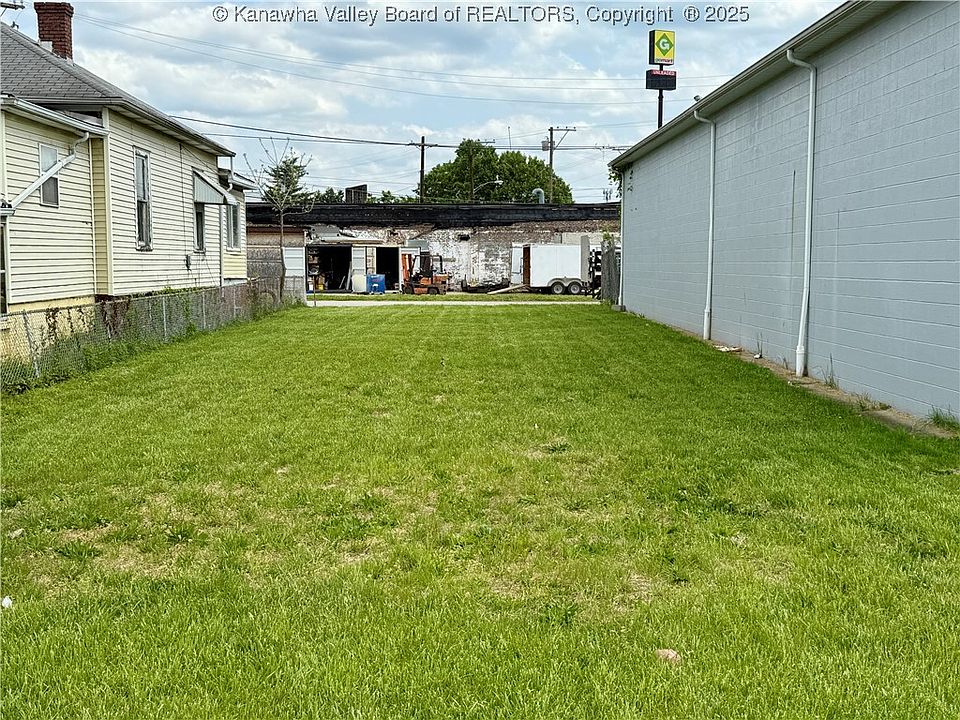2nd image of 405 11th St