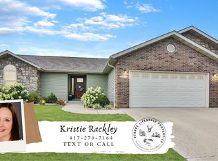 121 Cobblestone Dr, West Plains, MO 65775