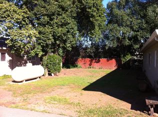 915 De Moll Dr, Redding, CA 96002