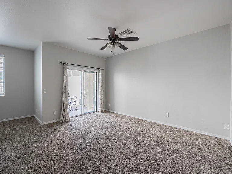 7422 S 27th Way — Photo 9