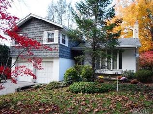 79 Sandy Hollow Rd, Port Washington, NY 11050