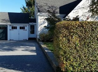14 Morgan St, Newport, RI 02840