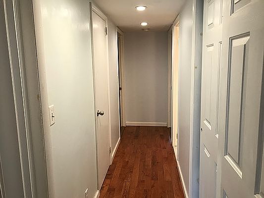 4th image of 5-38 115th St #1