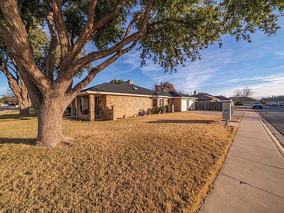 3rd image of 2200 Abbey Pl