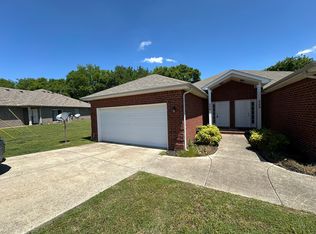556 Rose Cottage Cir, Gallatin, TN 37066