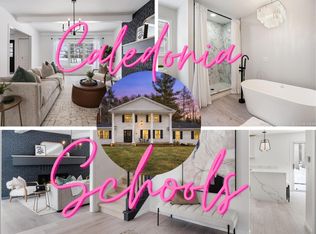8930 Hanna Lake Ave SE, Caledonia, MI