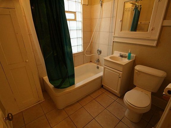 4th image of 2443 N Bartlett Ave APT 1