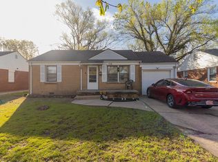 708 S Eastridge Dr, Wichita, KS 67207