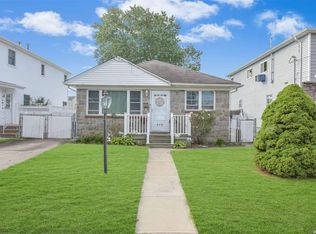 143 W Hampton Rd, Lindenhurst, NY 11757