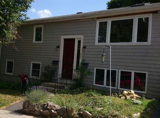 53 Hardwick St, Brighton, MA 02135