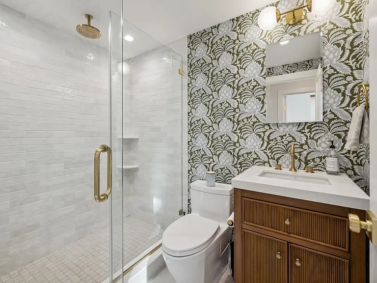 45 Sandra Rd — Photo 22