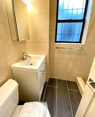 Rented by Corcoran | media 11