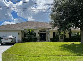 460 SW Undallo Rd, Port Saint Lucie, FL 34953