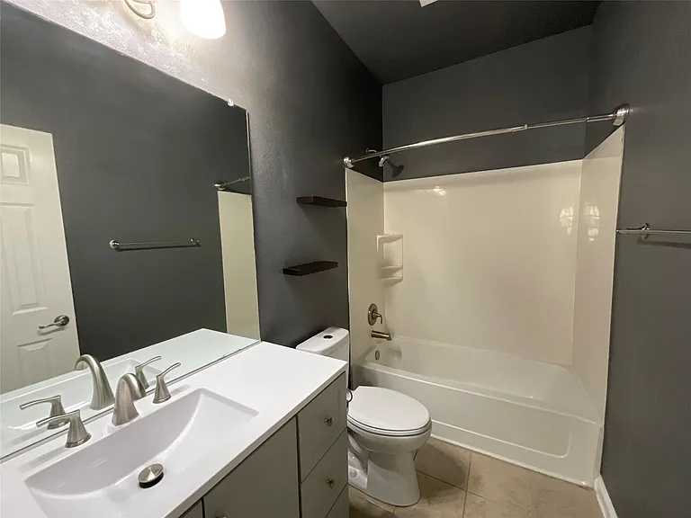 212 Choke Canyon Ln — Photo 23