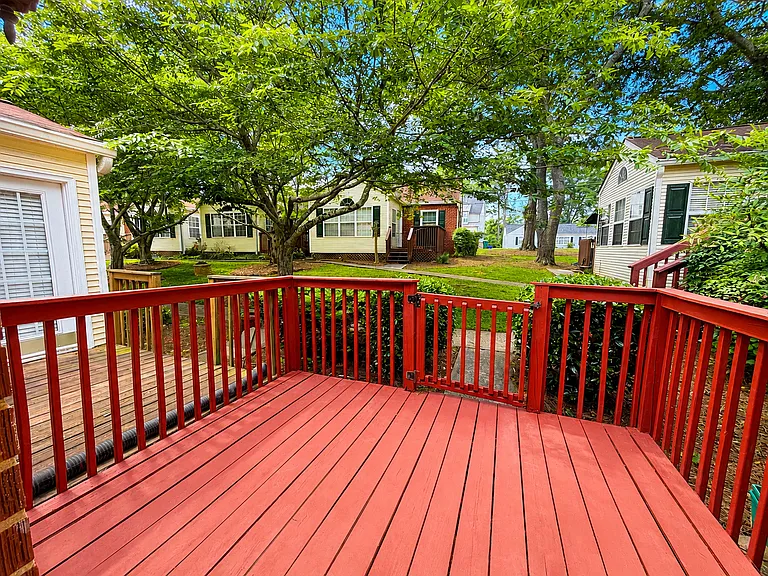 2934 Davis St SE — Photo 9