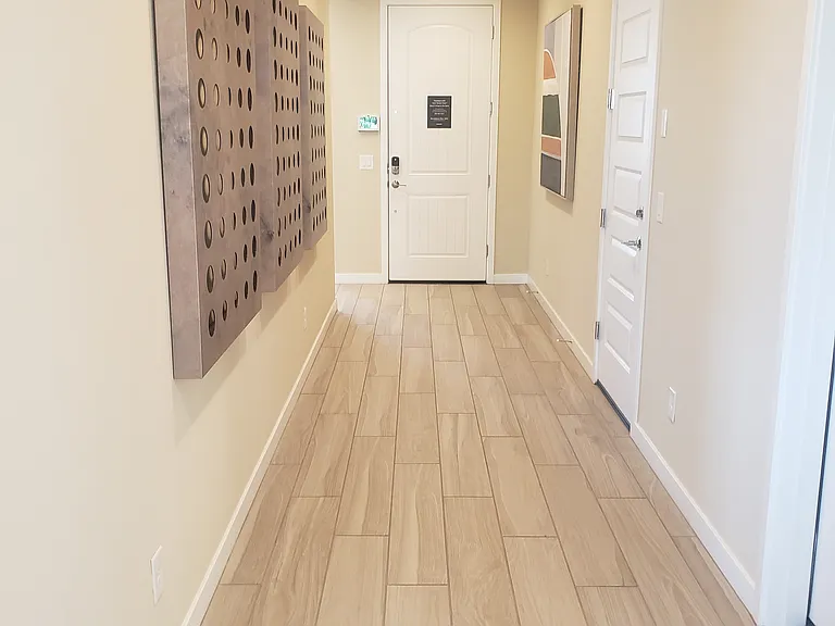 9524 W Whitton Ave — Photo 6