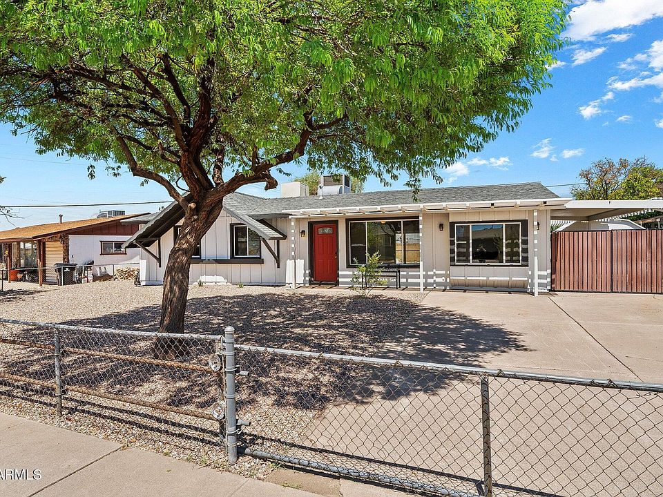 1st image of 2240 W PARADISE Drive