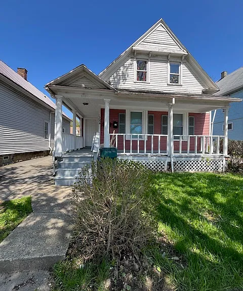 1284 Clifford Ave — Photo 1