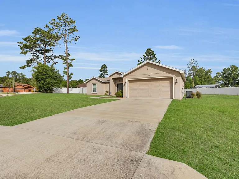 11302 SW 62nd Cir — Photo 24