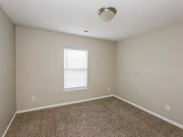 926 Marthas View Dr — Photo 15