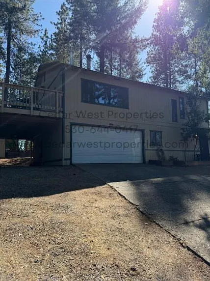 5484 Begonia Dr