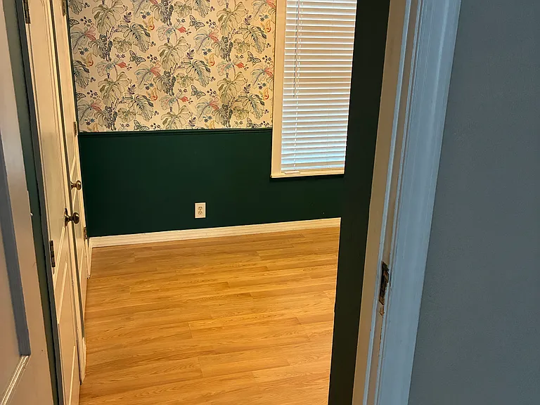 805 Roosevelt St — Photo 32