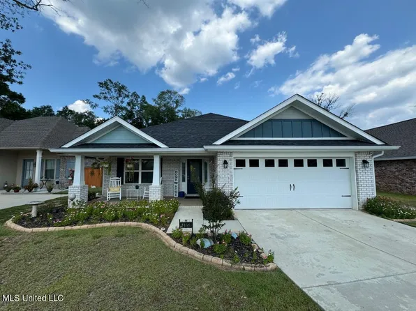 14058 Plantation Oaks Dr, Gulfport, MS 39503